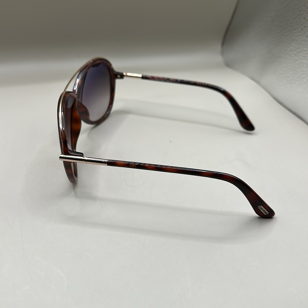 Tom Ford TF 454 52K 64•5 Aviator Gradient Sunglasses - Women’s - Picture 3 of 8